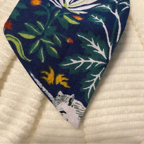 Printfresh Unicorn Garden Sleep Mask and Scrunchie Set - Picture 10 of 12